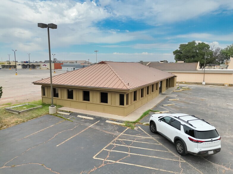 2131 E 8th St, Odessa, TX à vendre - Photo du bâtiment - Image 3 de 10