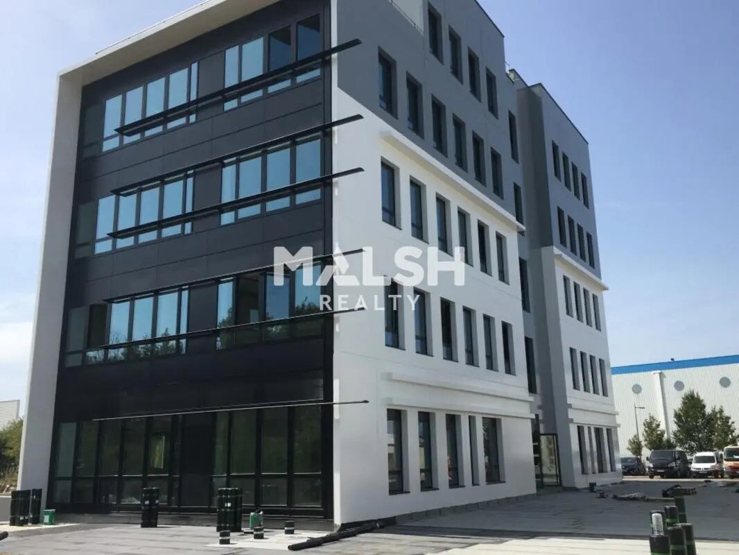 Office in Saint-Priest for lease Building Photo- Image 1 of 11