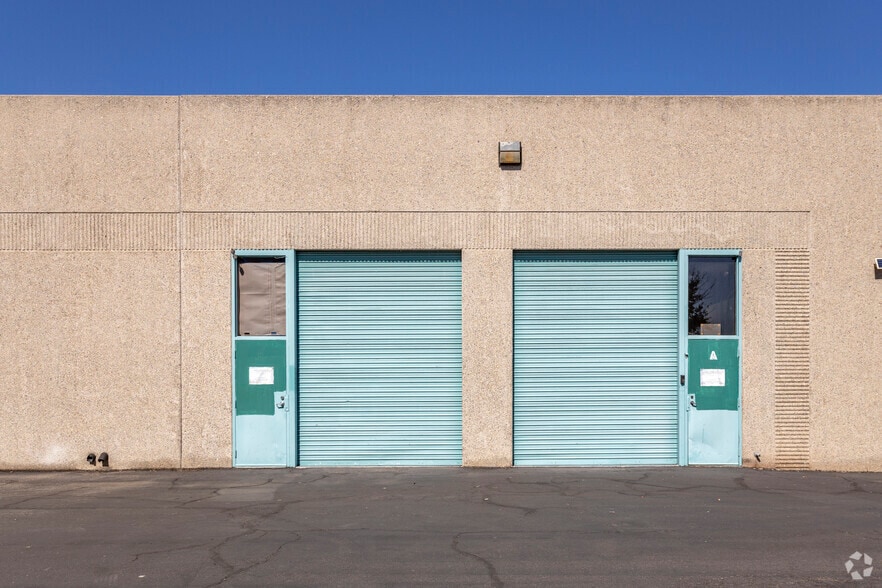 8451 Miralani Dr, San Diego, CA for lease - Building Photo - Image 3 of 6