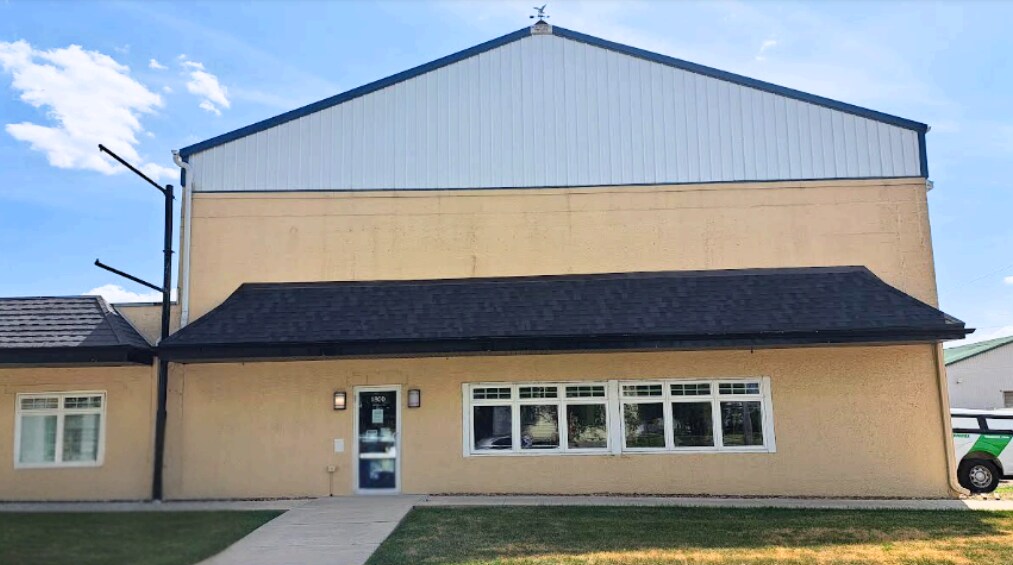 1800-1806 Commercial St, Waterloo, IA à louer Photo principale- Image 1 de 2