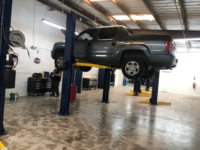 5830 Plaza Pky, Douglasville, GA à vendre - Photo du bâtiment - Image 3 de 17