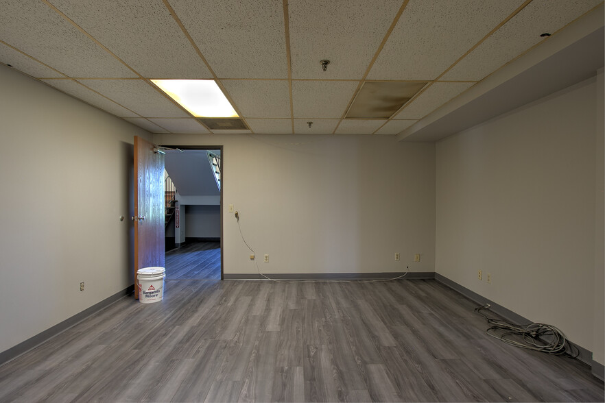 1525 Industrial Park Blvd, Mora, MN à vendre - Photo du bâtiment - Image 3 de 38