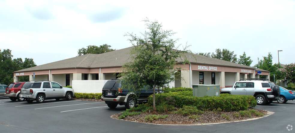 13940 SE Us Highway 441 Hwy, Lady Lake, FL for lease - Primary Photo - Image 1 of 2