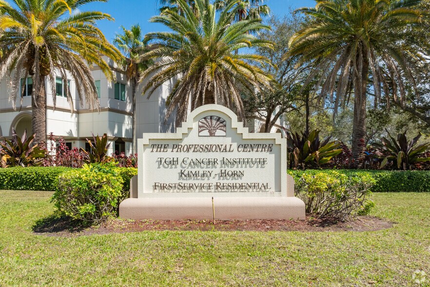 11621 Kew Gardens Ave, Palm Beach Gardens, FL à vendre - Photo du bâtiment - Image 2 de 7