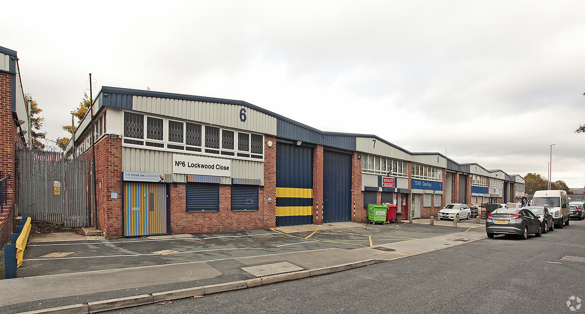 Lockwood Clos, Leeds for lease Primary Photo- Image 1 of 11