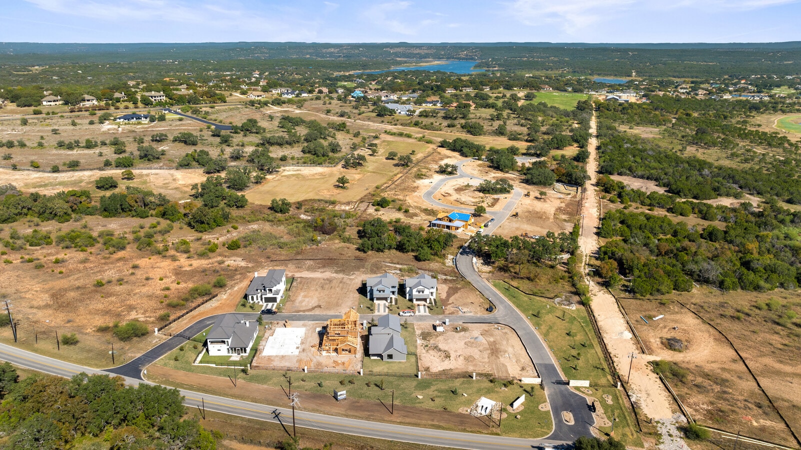 711 N Paleface Ranch Rd, Spicewood, TX 78669 - Unit 19 - - Interior Photo - Image 2 of 2