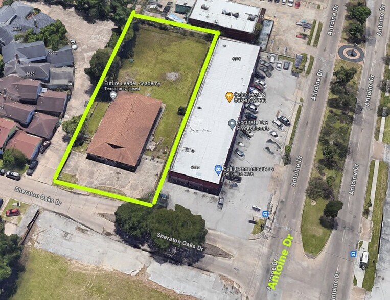 5651 Sheraton Oaks Dr, Houston, TX à vendre - Photo du bâtiment - Image 2 de 8