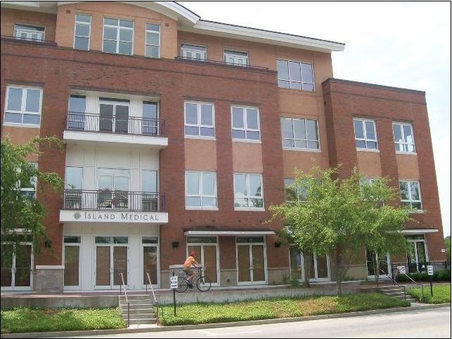 245 Seven Farms Dr, Daniel Island, SC for lease Primary Photo- Image 1 of 42