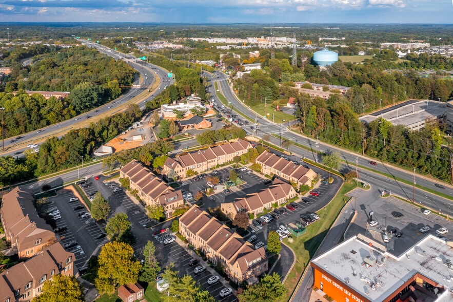 8937 Shady Grove Ct, Gaithersburg, MD for sale - Aerial - Image 2 of 20