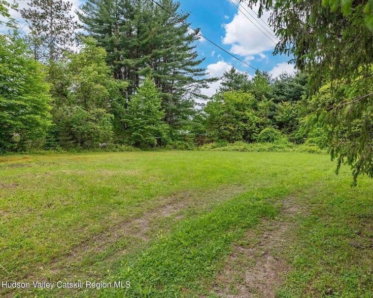 2774 NY-28 Hwy, Shokan, NY à vendre - Photo du bâtiment - Image 2 de 14