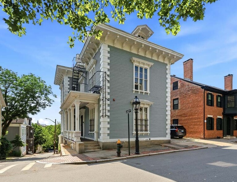 122 Benefit St, Providence, RI for sale - Building Photo - Image 2 of 8