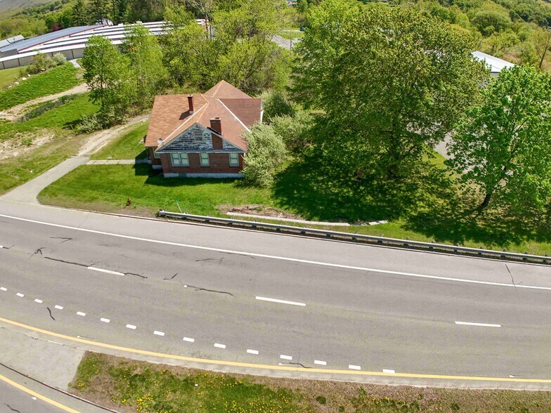 1499 S State St, North Adams, MA à vendre - Photo du bâtiment - Image 1 de 30