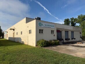 203 Sulphur Springs Rd, Greenville, SC for lease Building Photo- Image 1 of 1