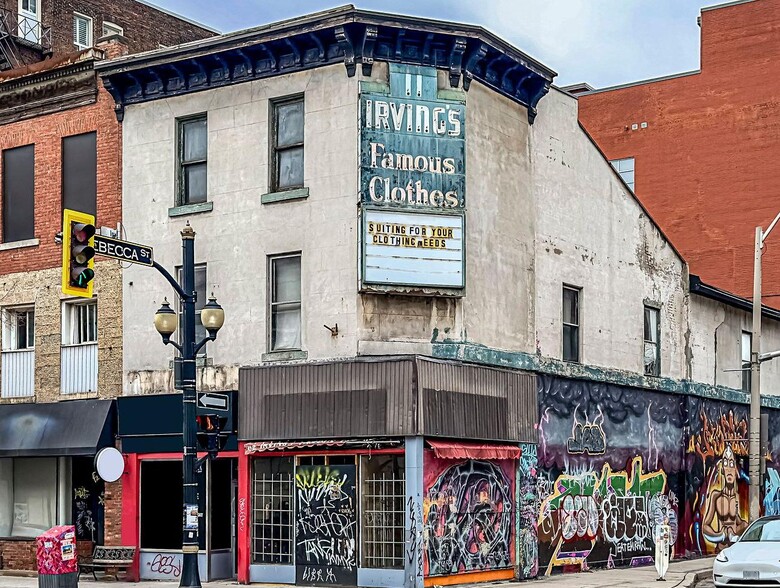 62 - 66 James St N portfolio of 2 properties for sale on LoopNet.ca - Building Photo - Image 2 of 11