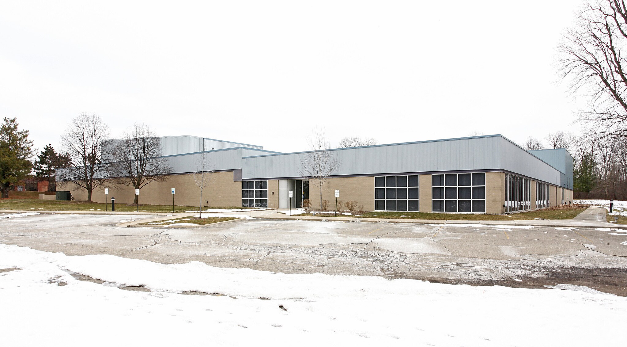 5075 Venture Dr, Ann Arbor, MI à vendre Photo principale- Image 1 de 4