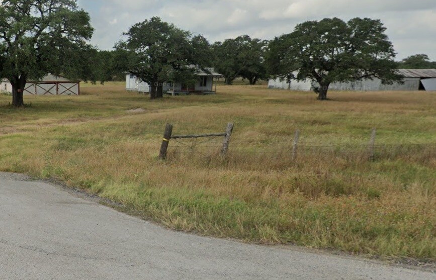 5368 E HWY US-290, Giddings, TX à vendre - Photo principale - Image 1 de 3
