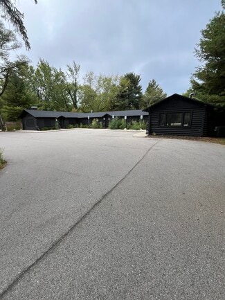 Plus de détails pour 2790 Blue Star Hwy, Fennville, MI - Spécialité à vendre