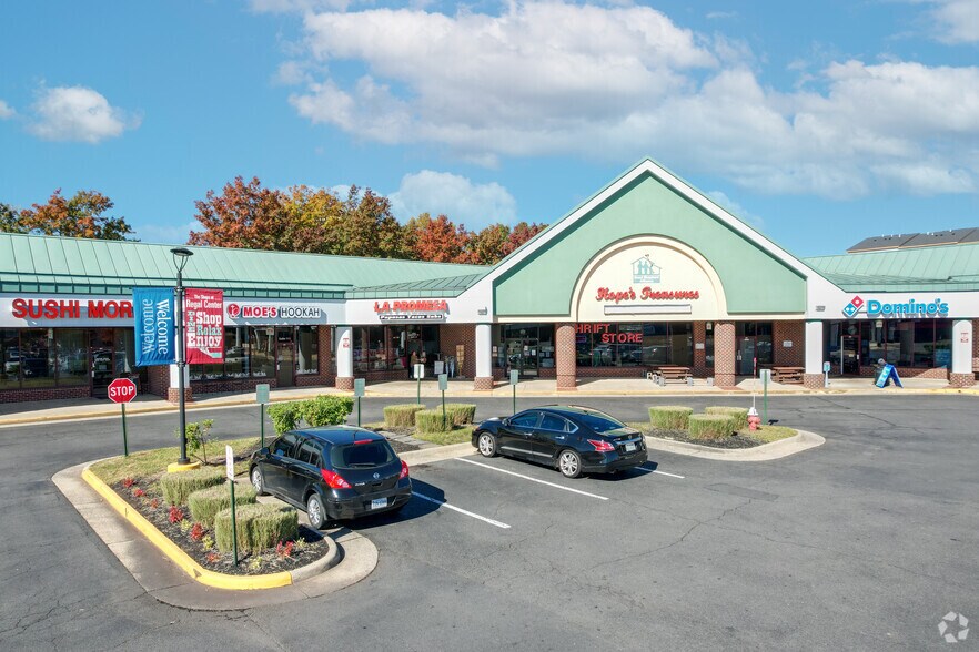 20921-20955 Davenport Dr, Sterling, VA à louer - Photo du bâtiment - Image 3 de 7