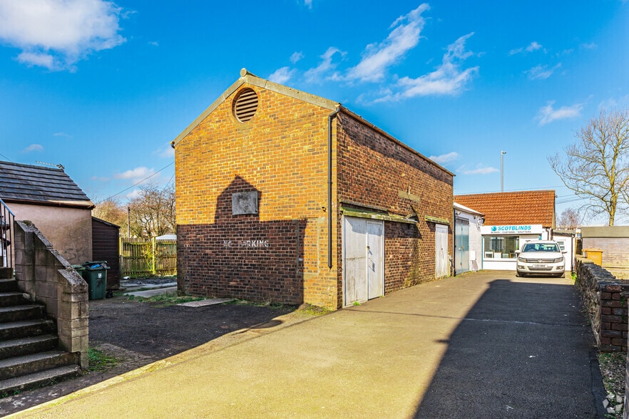 11 King St, Stenhousemuir for sale - Primary Photo - Image 1 of 2