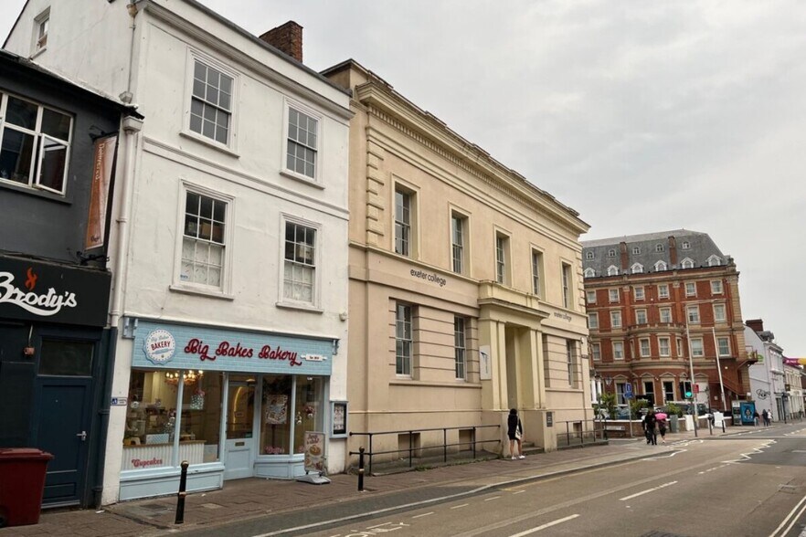 25 Queen St, Exeter à louer - Photo du bâtiment - Image 3 de 3