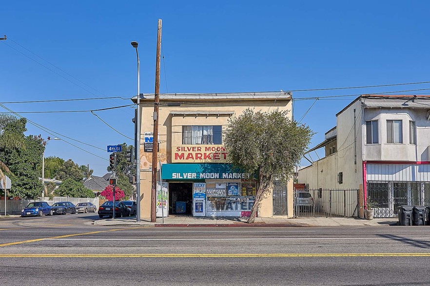 2503 E 4th St, Los Angeles, CA à vendre - Photo du bâtiment - Image 1 de 1