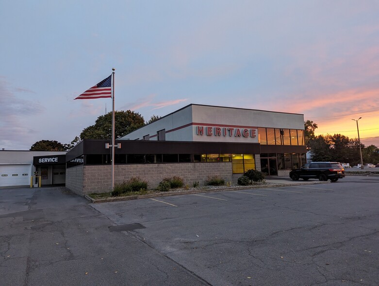 900 W Genesee St, Syracuse, NY for sale - Building Photo - Image 1 of 4