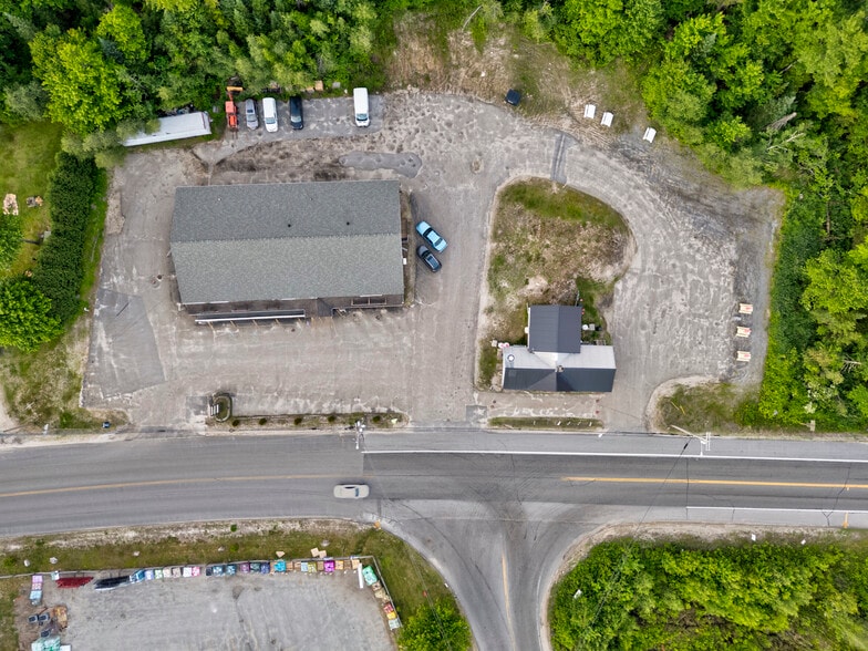 316 Portland Rd, Bridgton, ME à vendre - Photo du bâtiment - Image 2 de 5