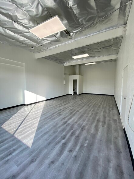 4700-4718 Brooks St, Montclair, CA for lease - Interior Photo - Image 3 of 3