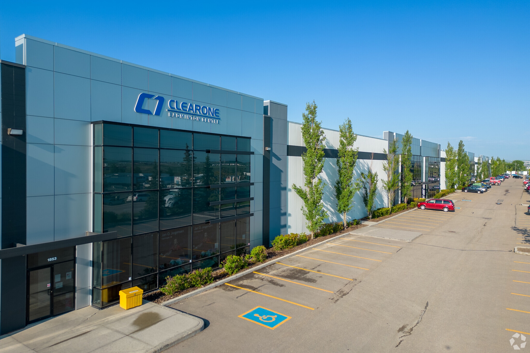1839 120 Av NE, Calgary, AB à louer Photo du bâtiment- Image 1 de 8