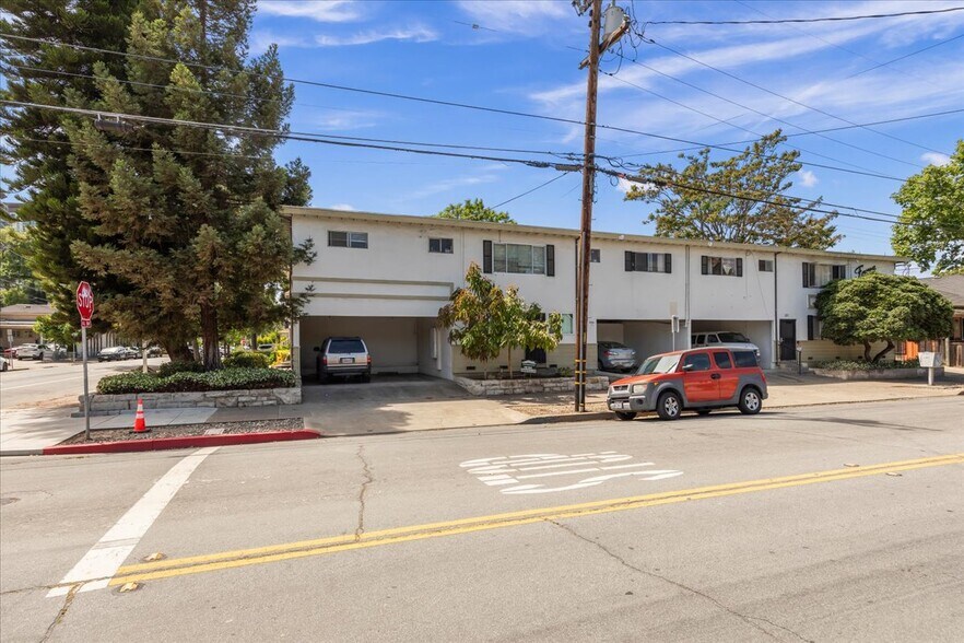 121 N 8th St, San Jose, CA à vendre - Photo du bâtiment - Image 2 de 19