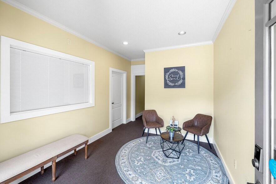 5991 Parkway North Blvd, Cumming, GA à louer - Photo du bâtiment - Image 3 de 23