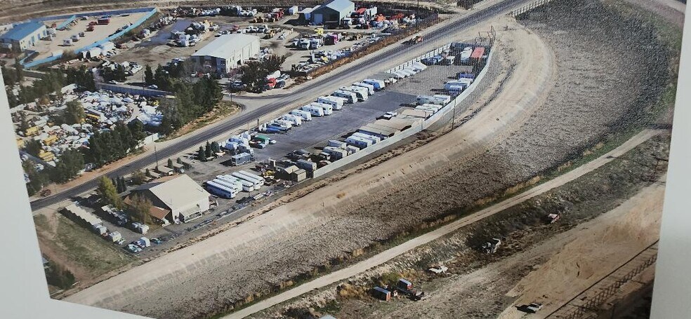 5853 W Gowen Rd, Boise, ID à vendre - Photo du bâtiment - Image 3 de 14