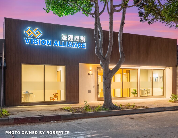 57-59 E Foothill Blvd, Arcadia, CA à vendre - Photo principale - Image 1 de 1