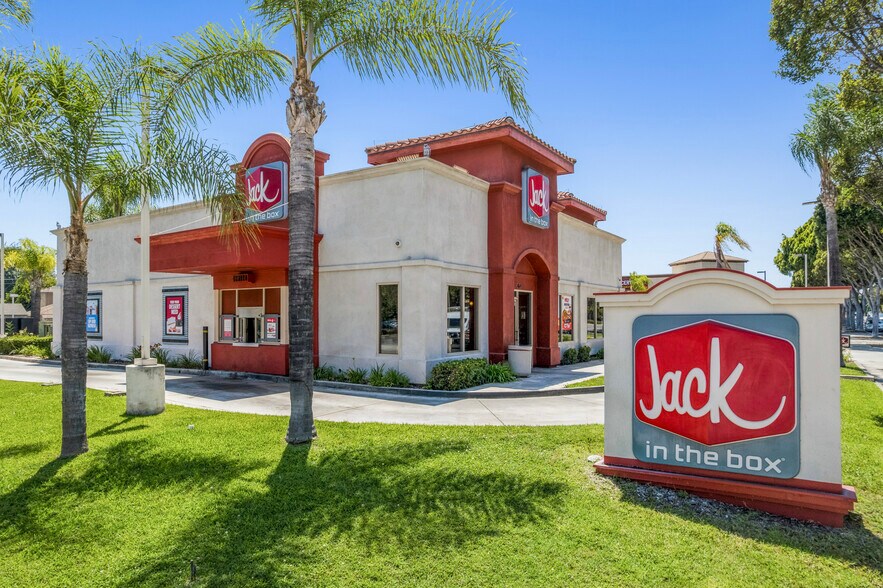 164 E Live Oak Ave, Arcadia, CA à vendre - Photo du bâtiment - Image 1 de 6