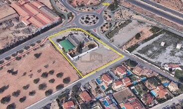 39 - UR M COLORADO, 2, La Pobla de Vallbona, VAL - Aerial  map view