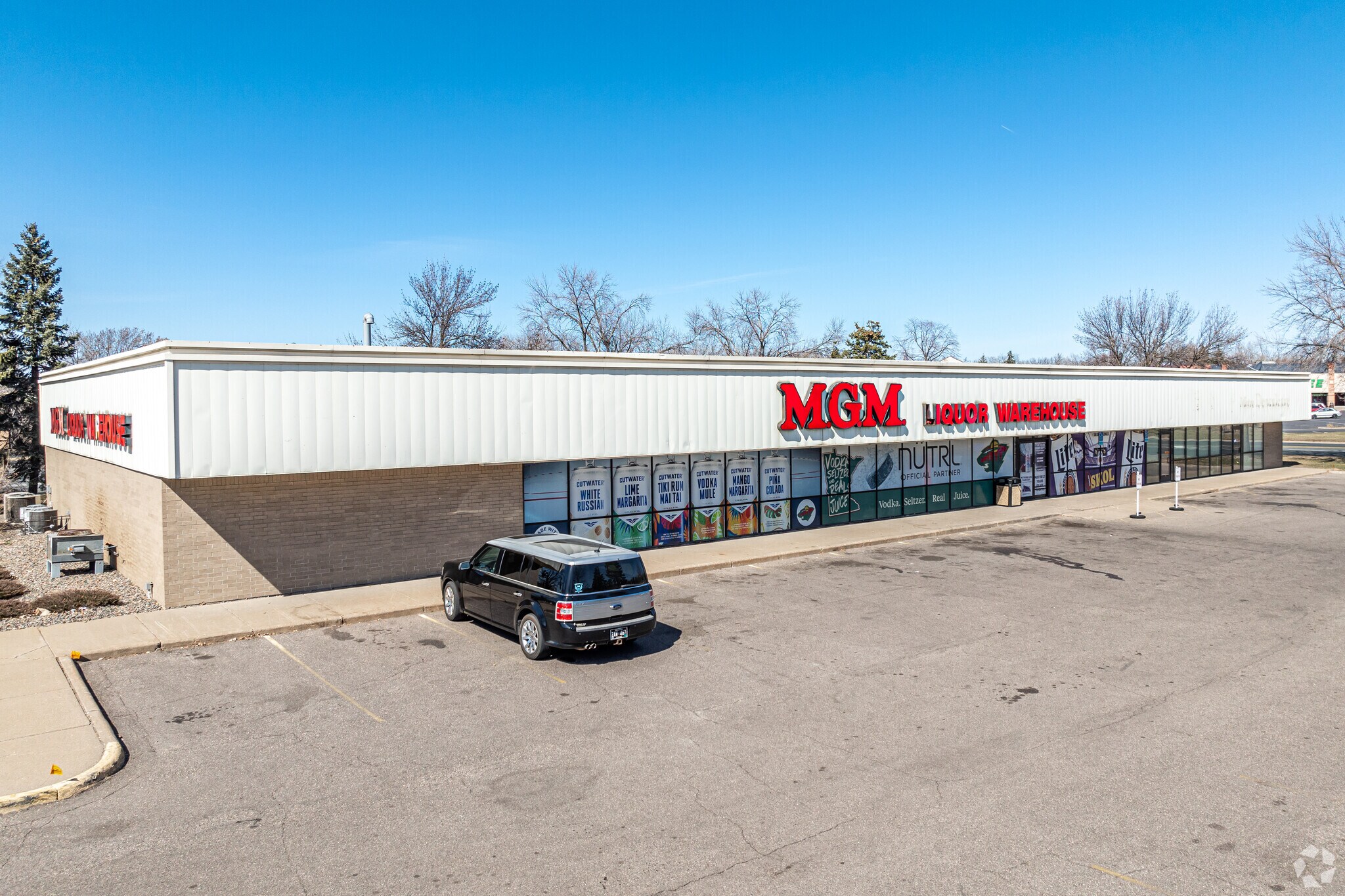 255-261 NE County Road 10, Blaine, MN for sale Primary Photo- Image 1 of 1