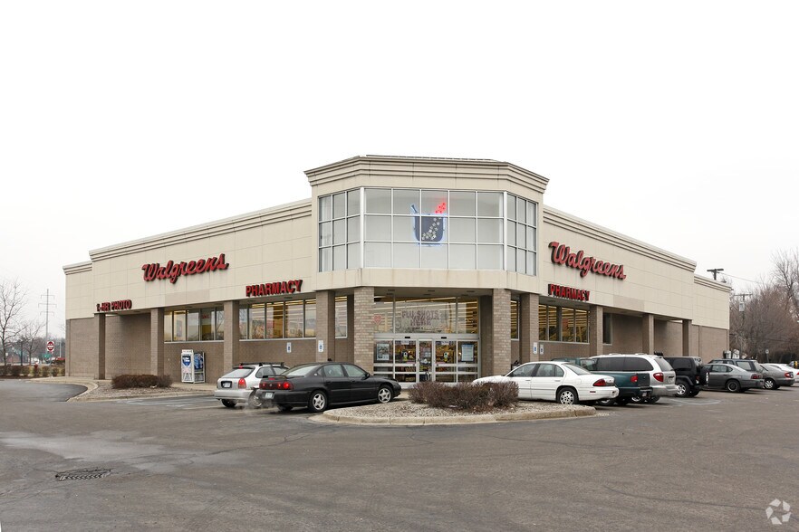 27750 Grand River Ave, Farmington, MI à vendre - Photo principale - Image 1 de 1