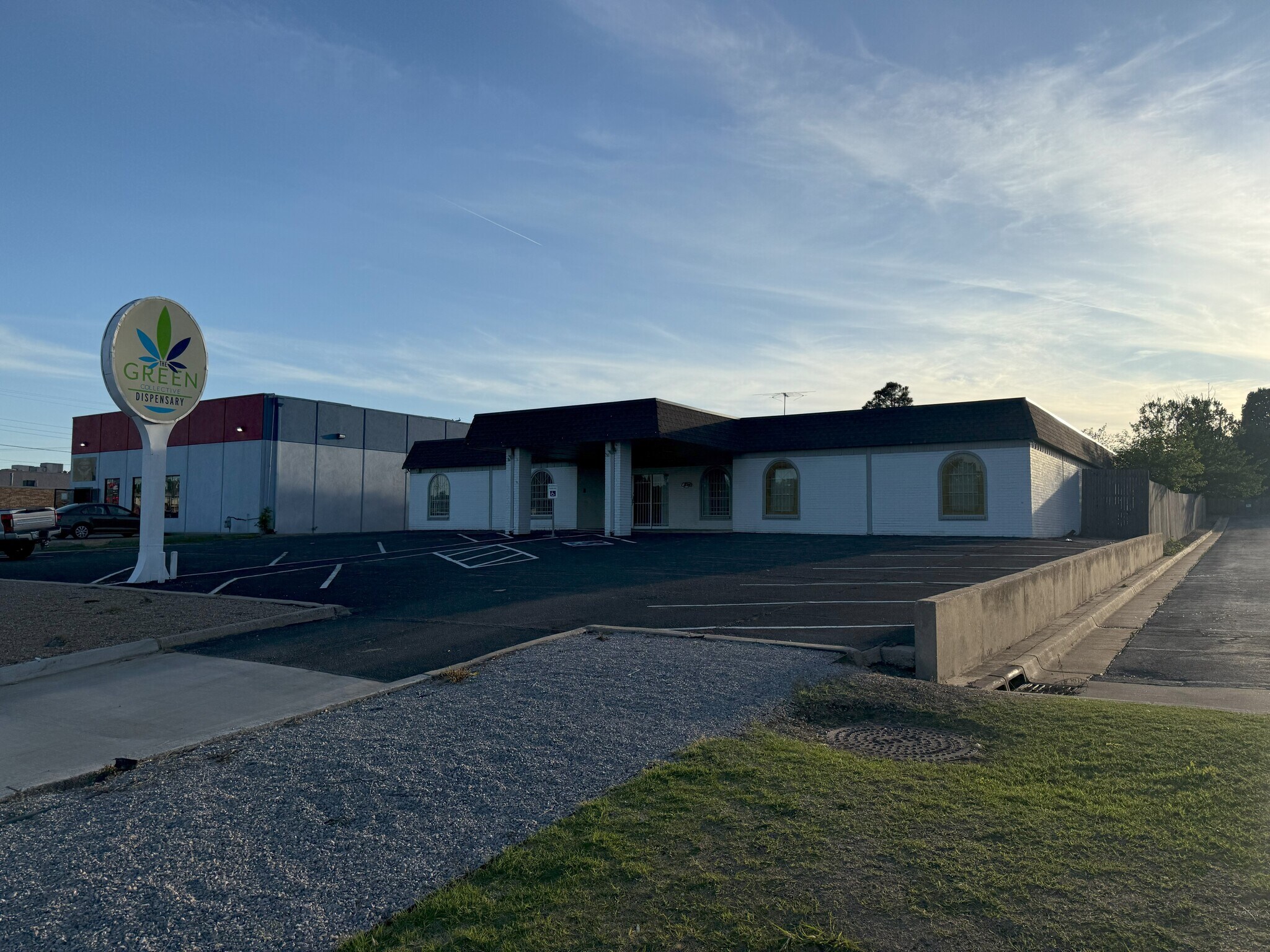 6425 N Meridian Ave, Oklahoma City, OK for lease Building Photo- Image 1 of 4