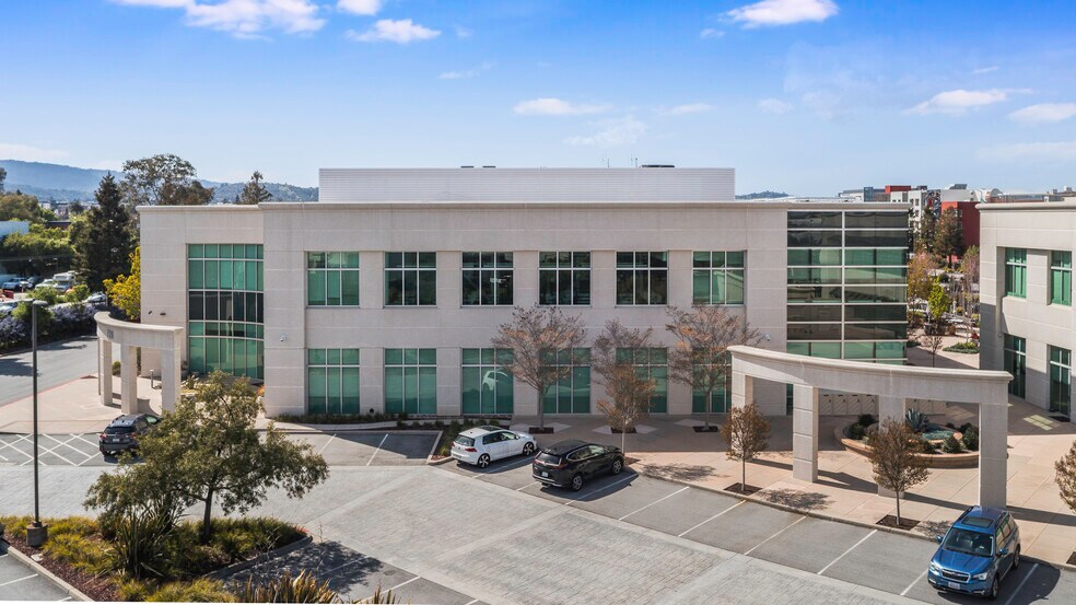 720 Bay Rd, Redwood City, CA for lease - Building Photo - Image 1 of 28