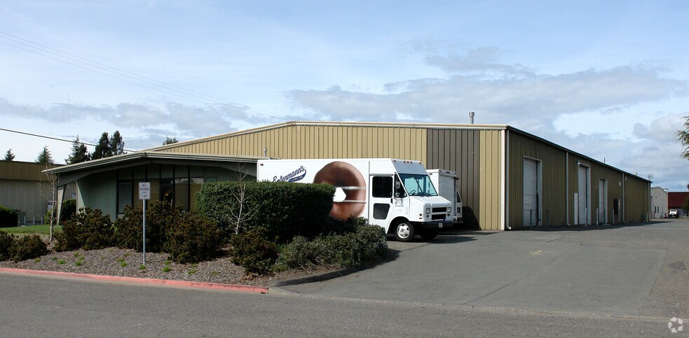 285 Sutton Pl, Santa Rosa, CA for sale - Building Photo - Image 3 of 16