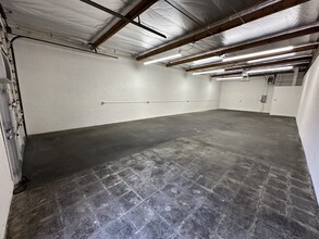 9530-9540 Owensmouth Ave, Chatsworth, CA for lease Interior Photo- Image 1 of 3