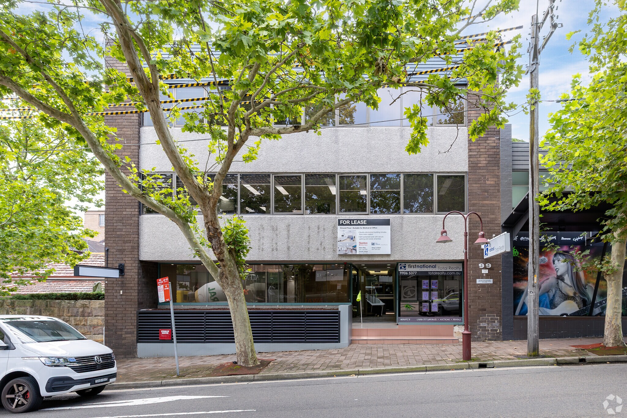 99 Alexander St, Crows Nest for sale Primary Photo- Image 1 of 19