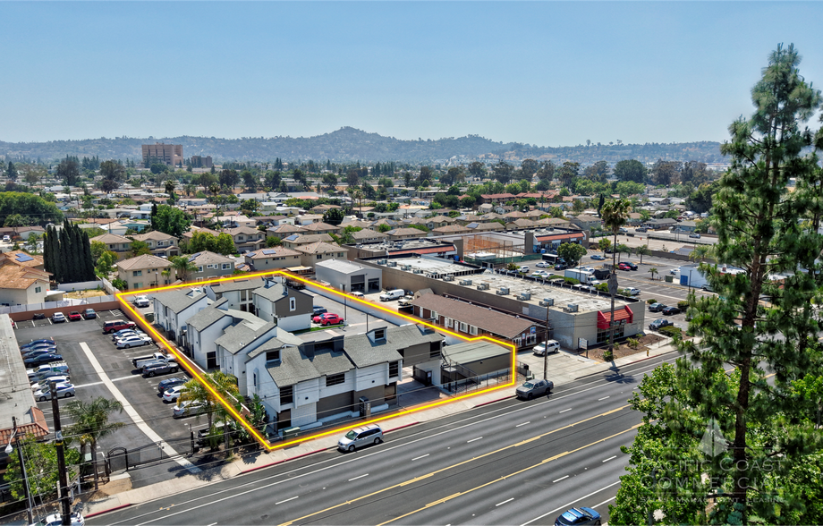 535 Broadway, El Cajon, CA à vendre - Photo du bâtiment - Image 1 de 11
