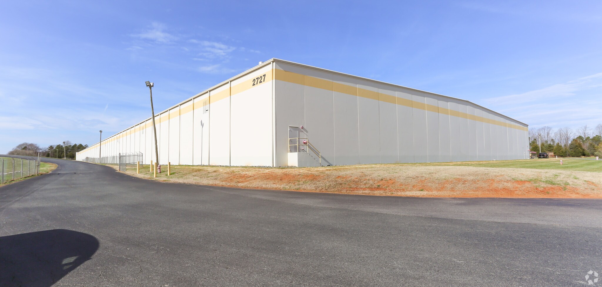 2727 Salisbury Hwy, Statesville, NC for lease Building Photo- Image 1 of 8