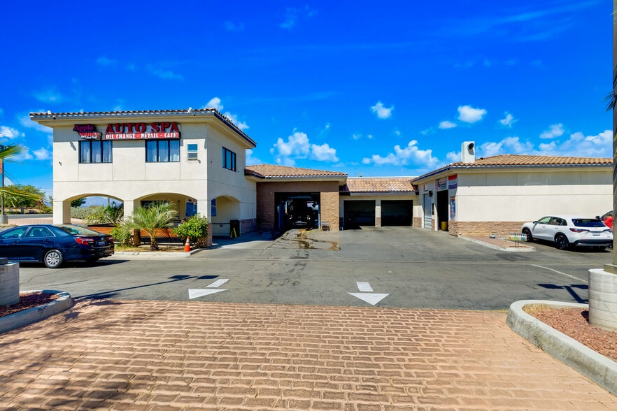 20570 Bear Valley Rd, Apple Valley, CA à vendre - Photo du bâtiment - Image 3 de 17