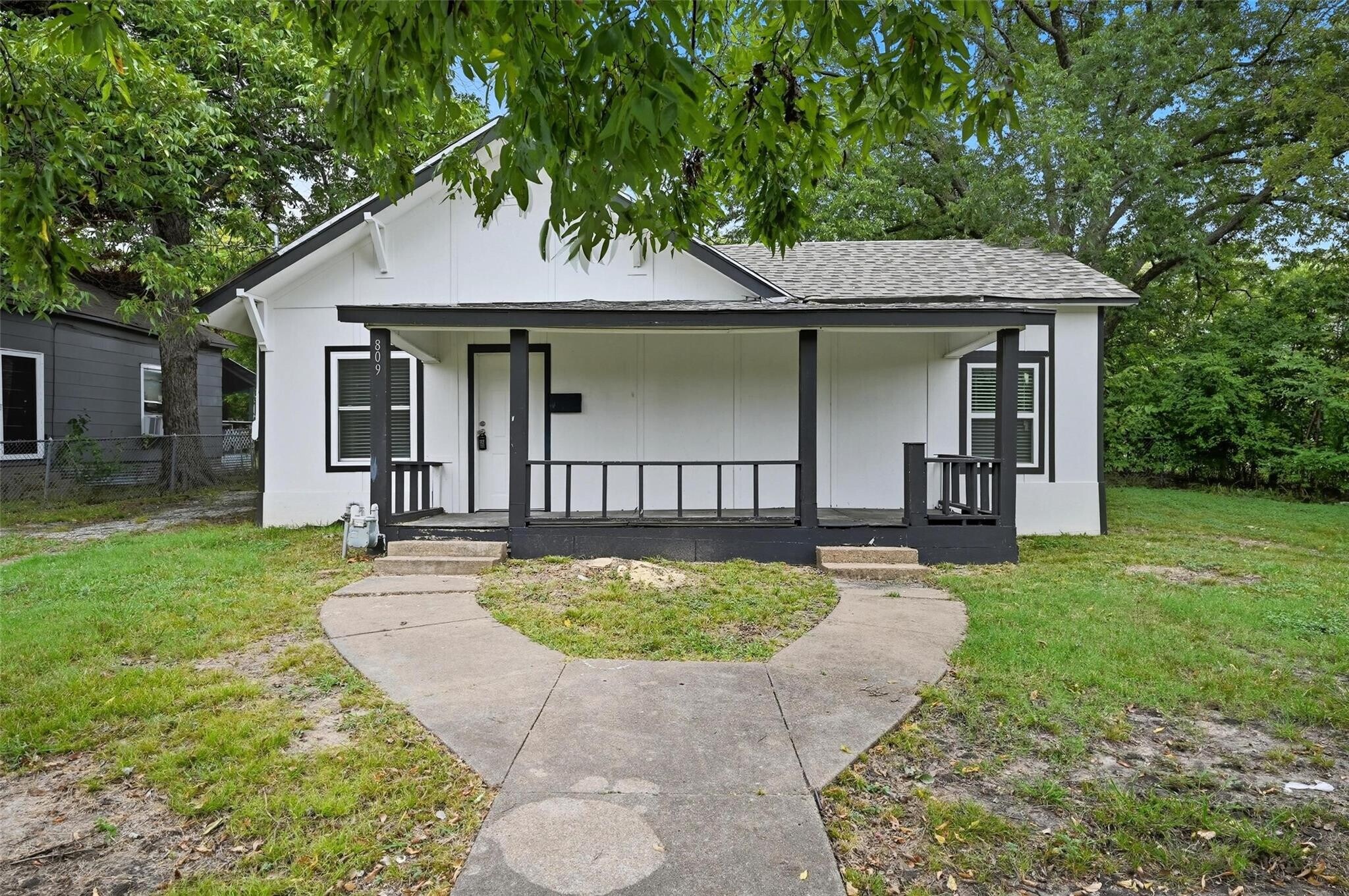 809 N Maxey St, Sherman, TX à vendre Photo principale- Image 1 de 2