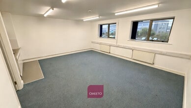 Firth Way, Nottingham à louer Photo du bâtiment- Image 2 de 6