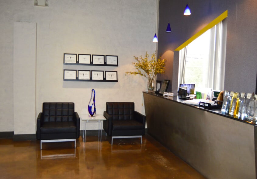 2204 Louisiana St, Houston, TX à vendre - Photo intérieure - Image 2 de 4