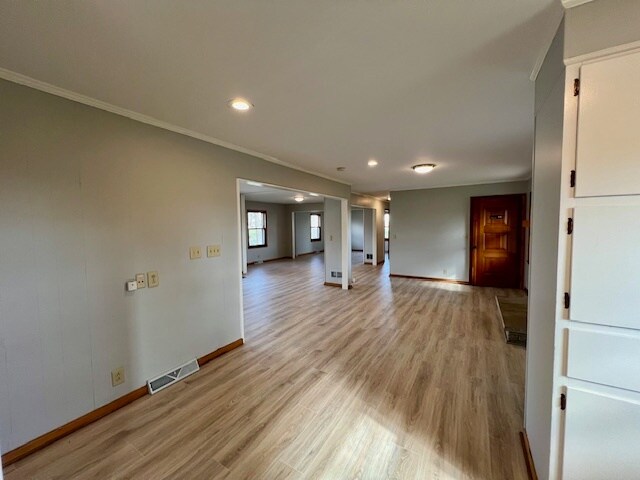 658 N Broadway, Portland, TN à louer - Photo intérieure - Image 3 de 15