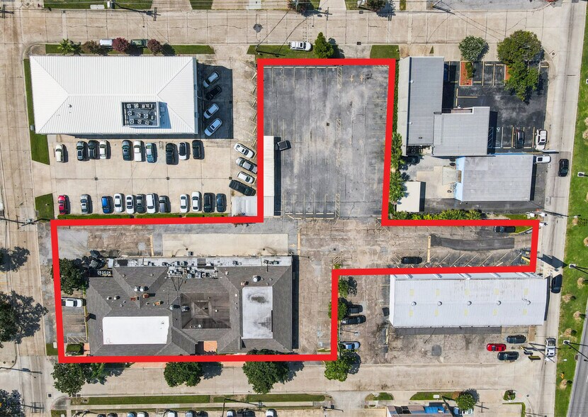 3100 19th St, Metairie, LA à vendre - Photo du bâtiment - Image 2 de 14